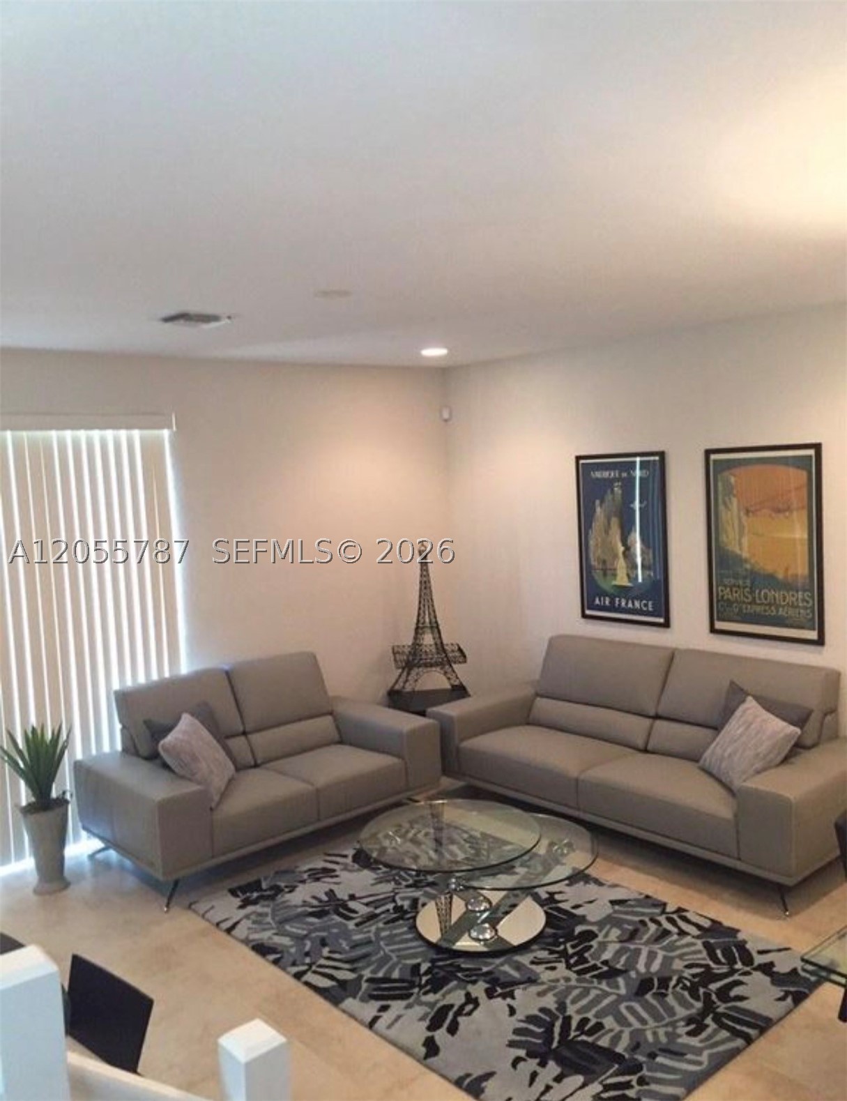 COLONY RESERVE AT LAKE WO - Residential Lease