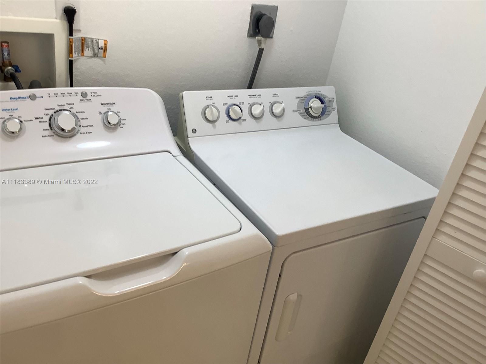 VISTA TRACE 7 CONDO - Residential Lease