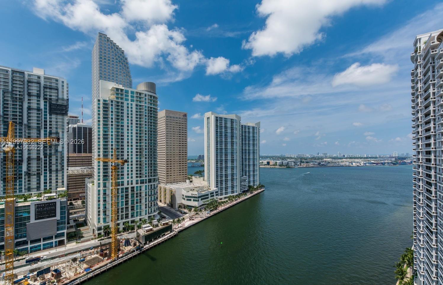 ICONBRICKELL CONDO NO 1 - Residential