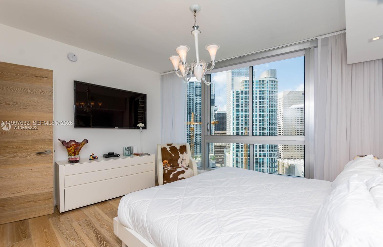ICONBRICKELL CONDO NO 1 - Residential
