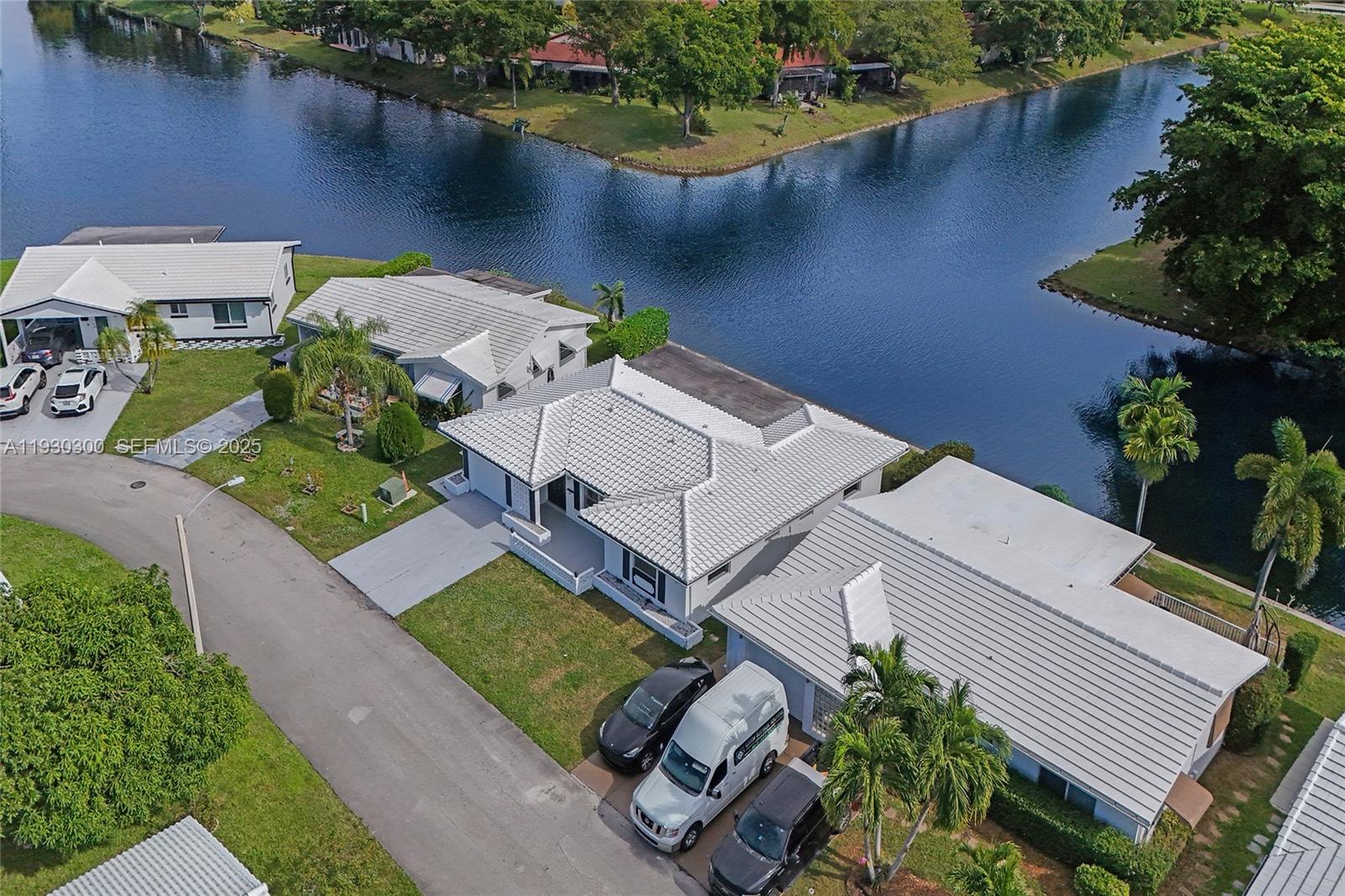 MAINLANDS OF TAMARAC LAKE - Residential