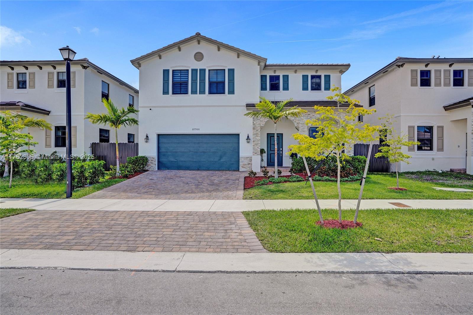 KENDALL ASSEMBLAGE NORTH - Residential