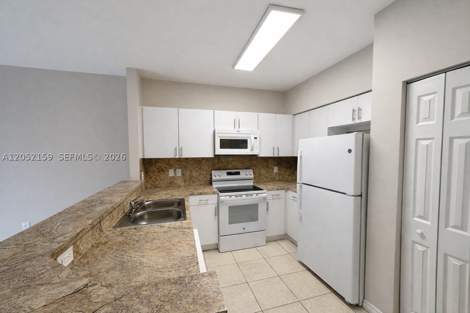 TOWNGATE CONDO SEVEN - Residential
