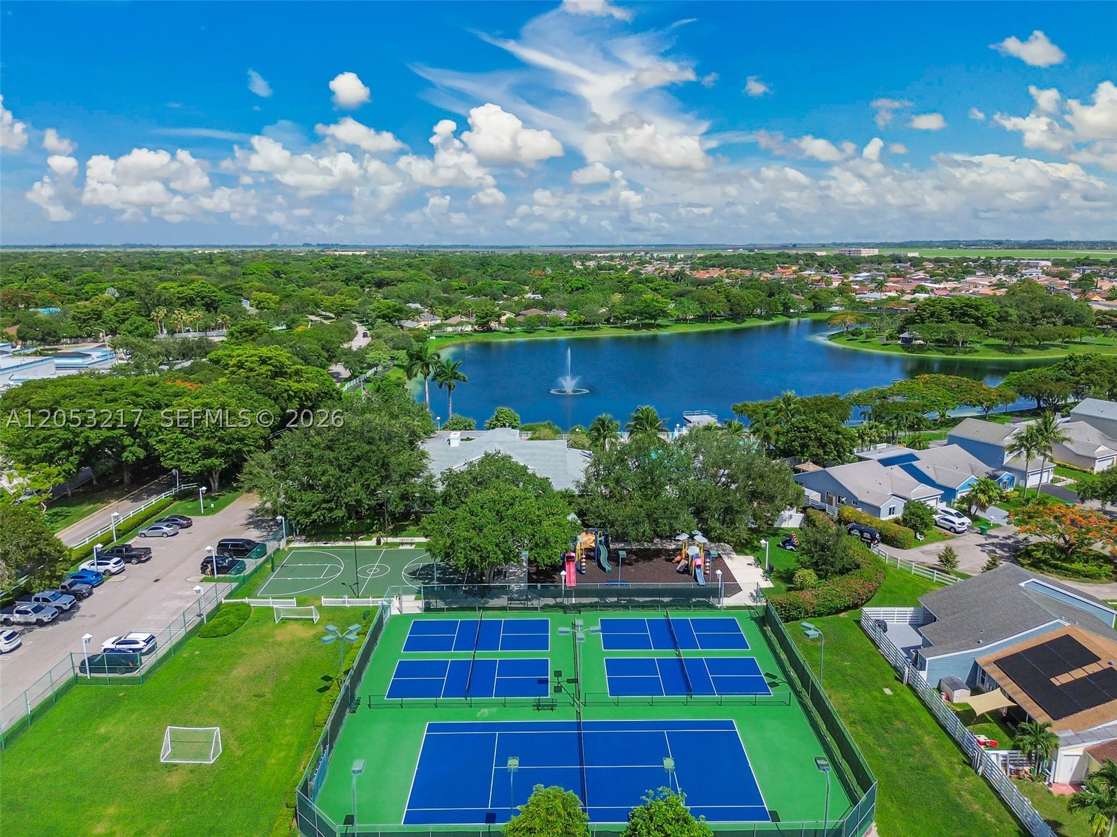 WEITZER COUNTRY HOMES - Residential Lease