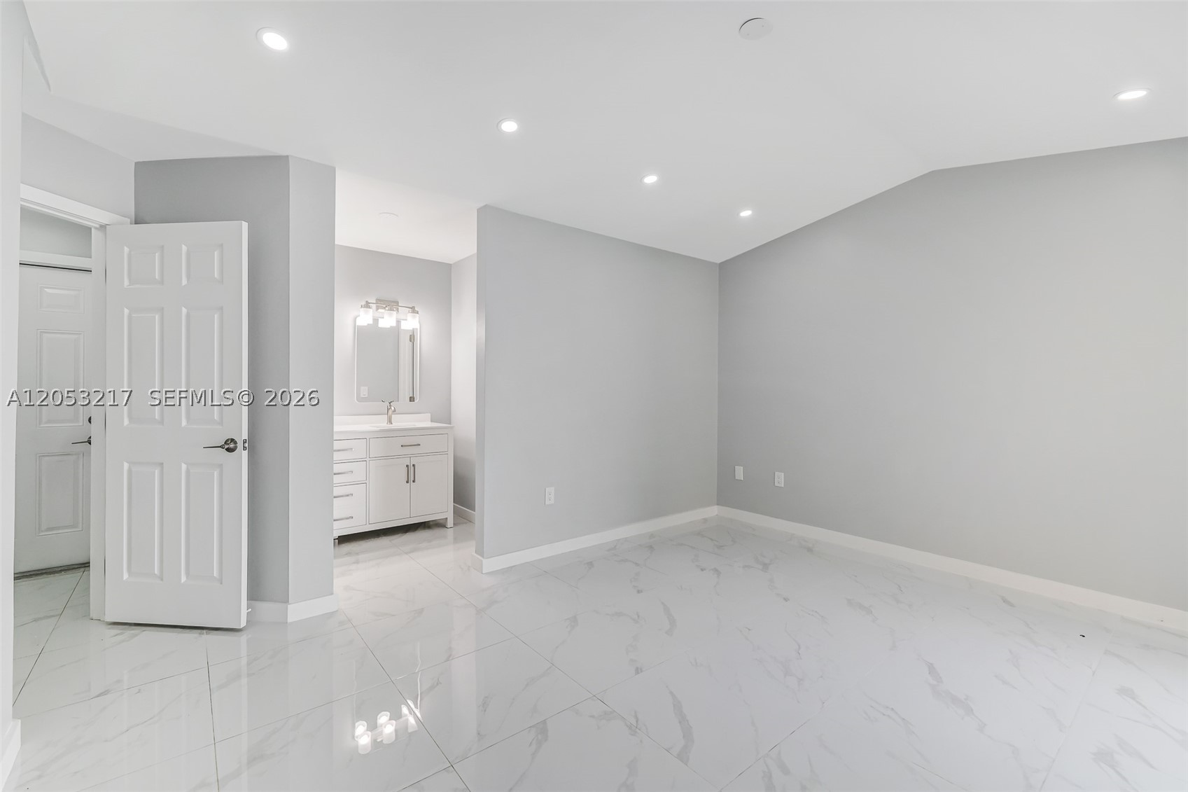 WEITZER COUNTRY HOMES - Residential Lease