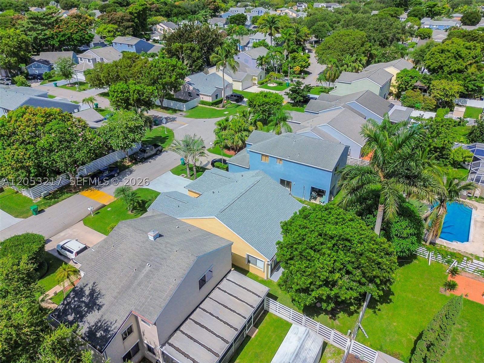 WEITZER COUNTRY HOMES - Residential Lease