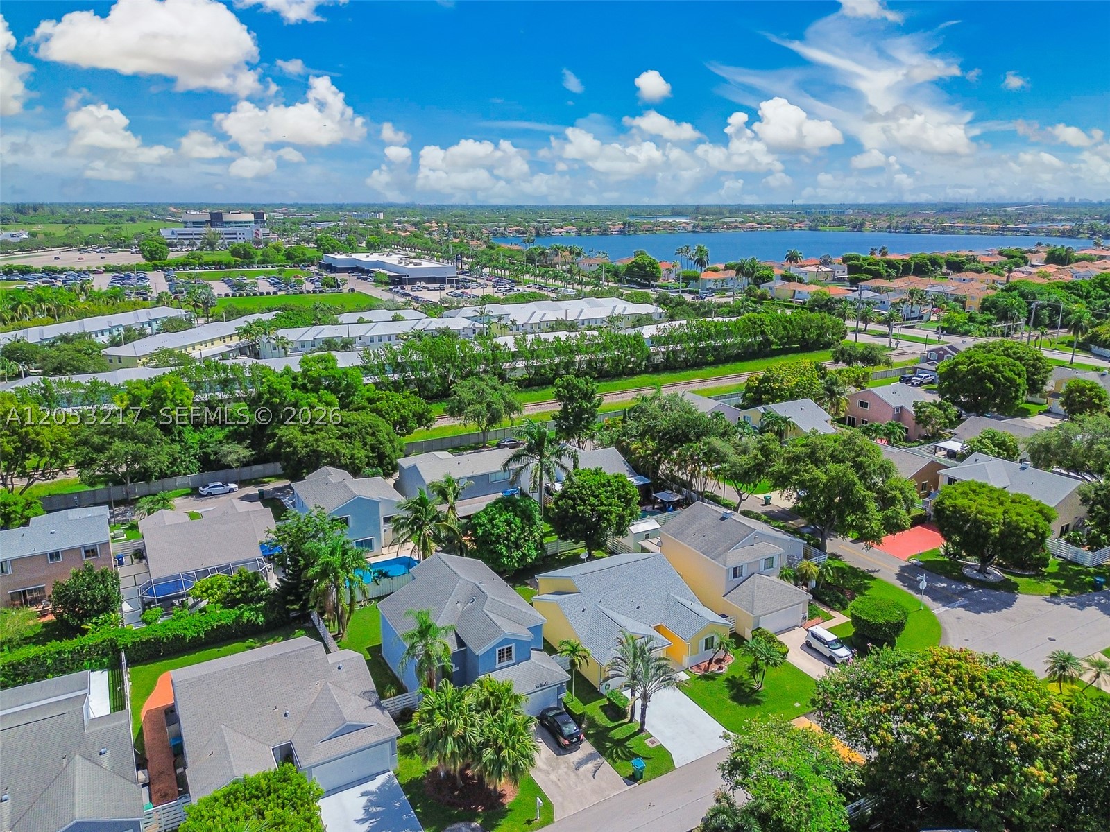 WEITZER COUNTRY HOMES - Residential Lease