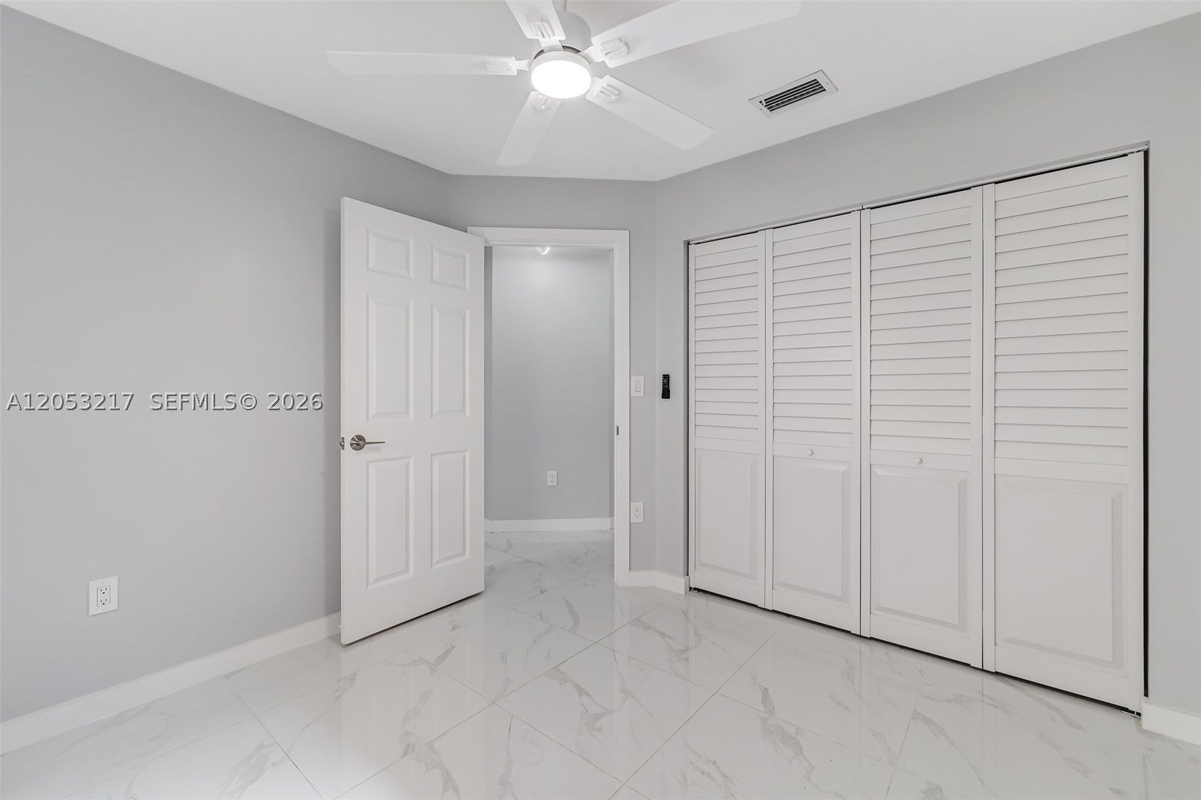 WEITZER COUNTRY HOMES - Residential Lease