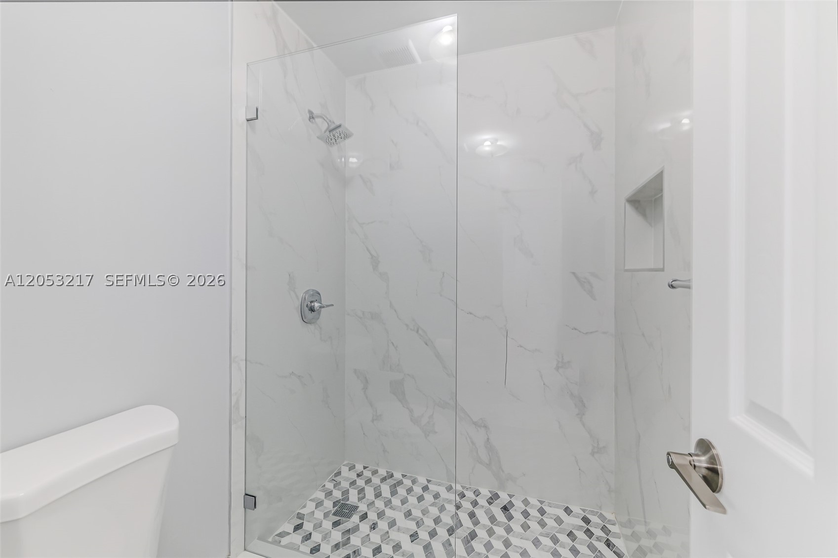 WEITZER COUNTRY HOMES - Residential Lease