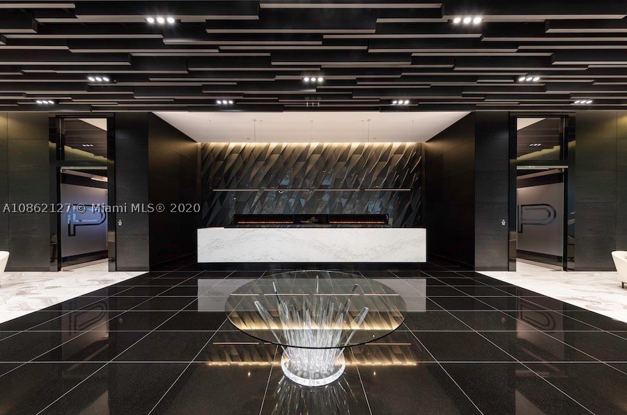 PARAMOUNT MIAMI WORLDCENT - Residential