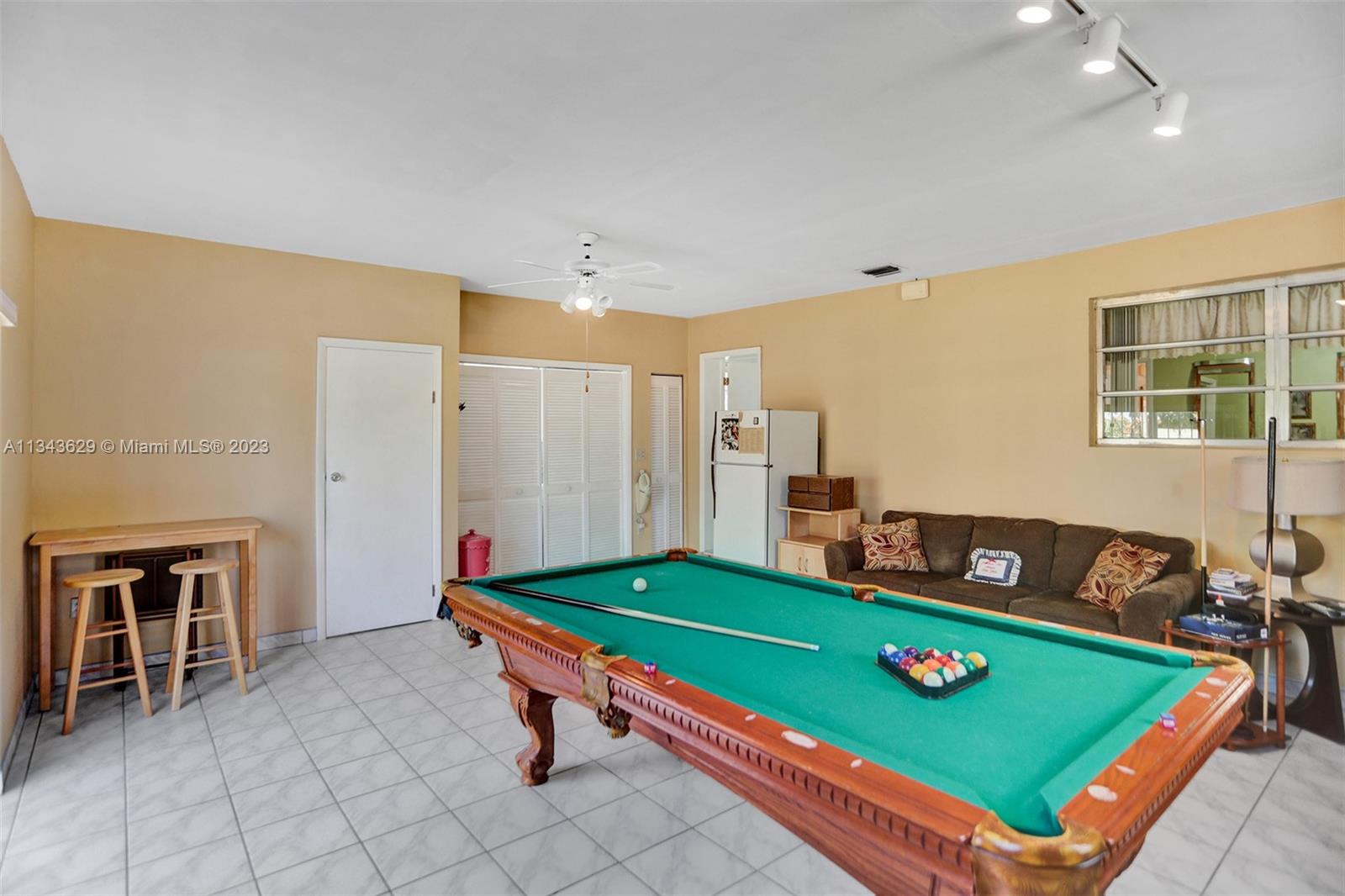 HIALEAH 12TH ADDN - Residential