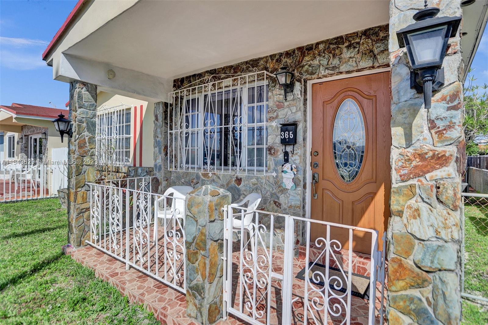 HIALEAH 12TH ADDN - Residential