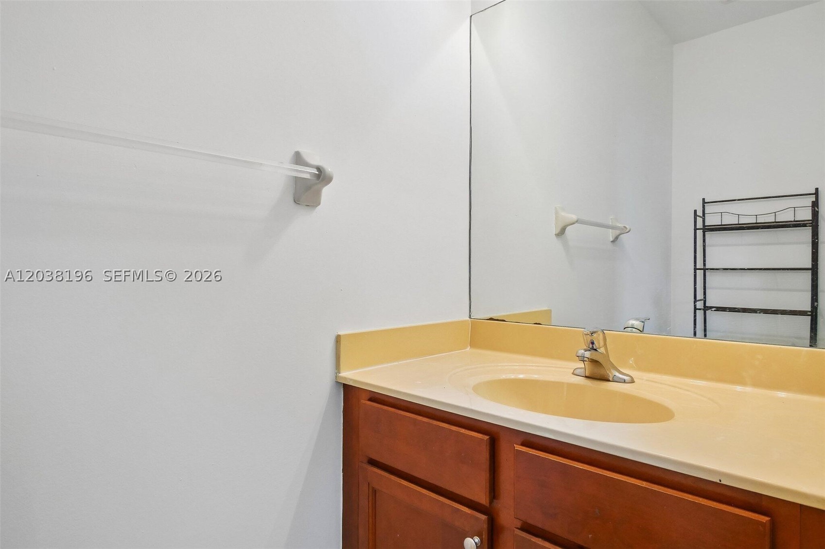 SILVER PALM WEST - Residential Lease