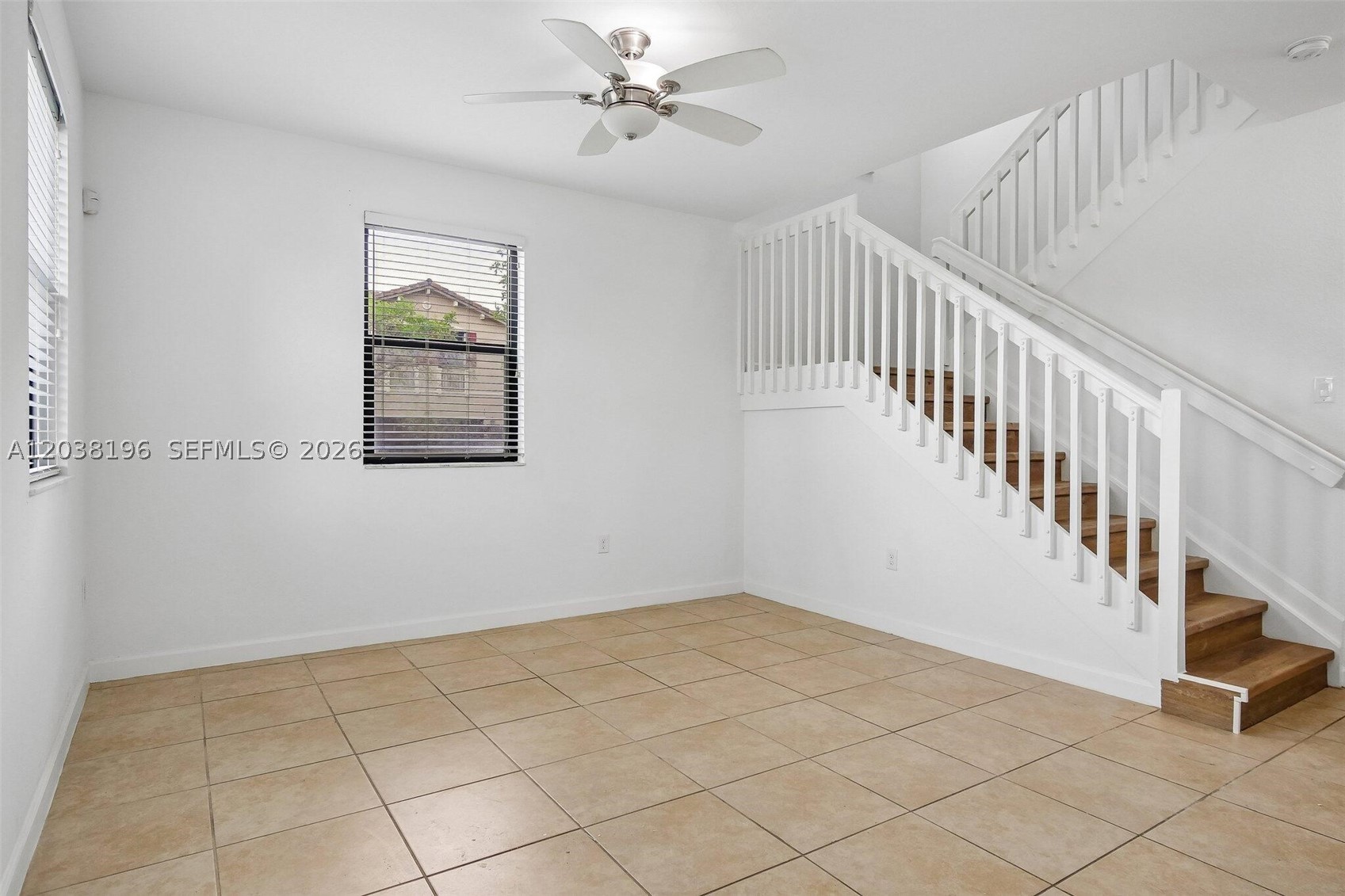 SILVER PALM WEST - Residential Lease