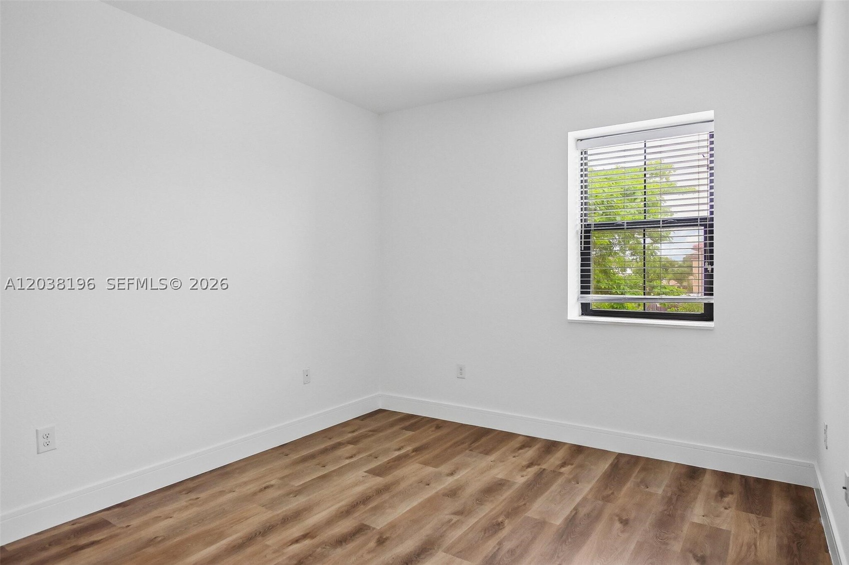SILVER PALM WEST - Residential Lease