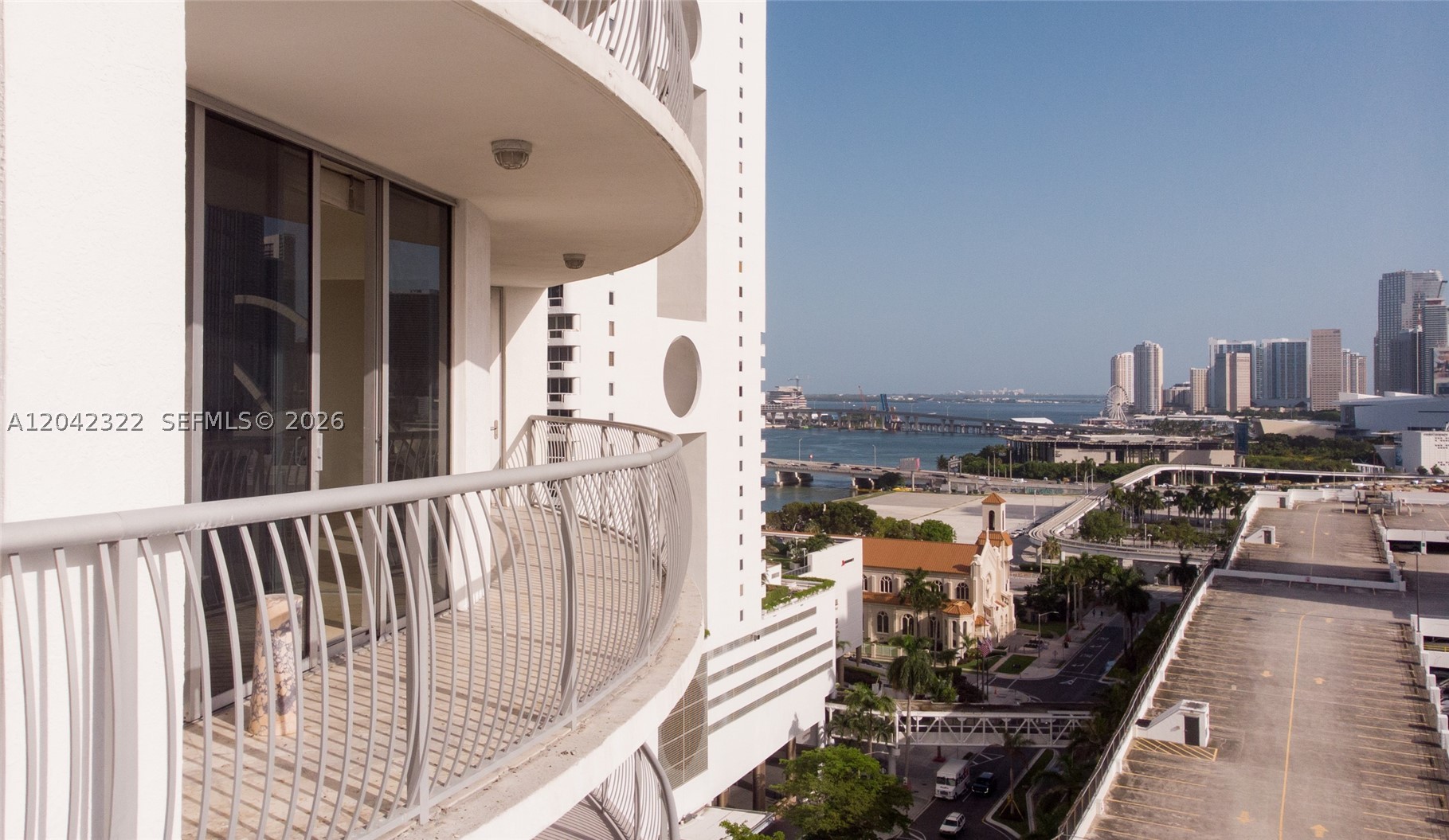 OPERA TOWER CONDO - Residential
