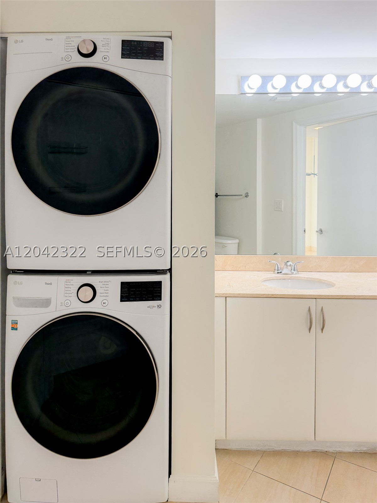 OPERA TOWER CONDO - Residential