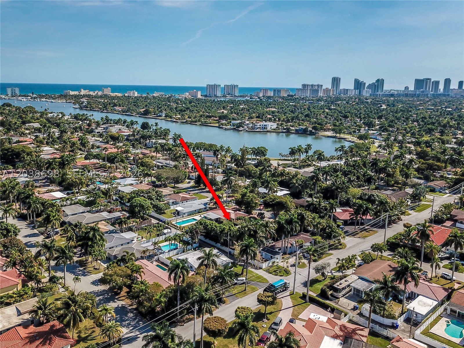 HOLLYWOOD LAKES SECTION - Residential