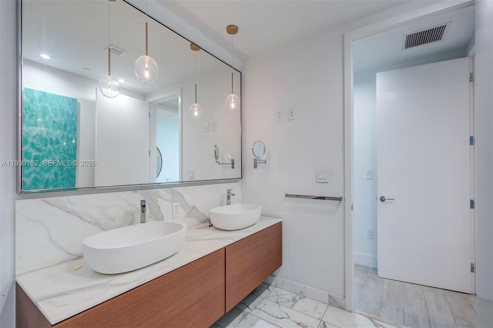 OCEANA BAL HARBOUR CONDO - Residential