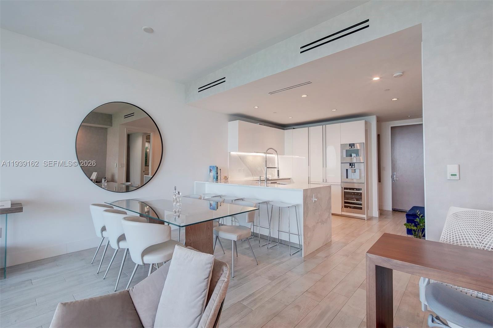 OCEANA BAL HARBOUR CONDO - Residential