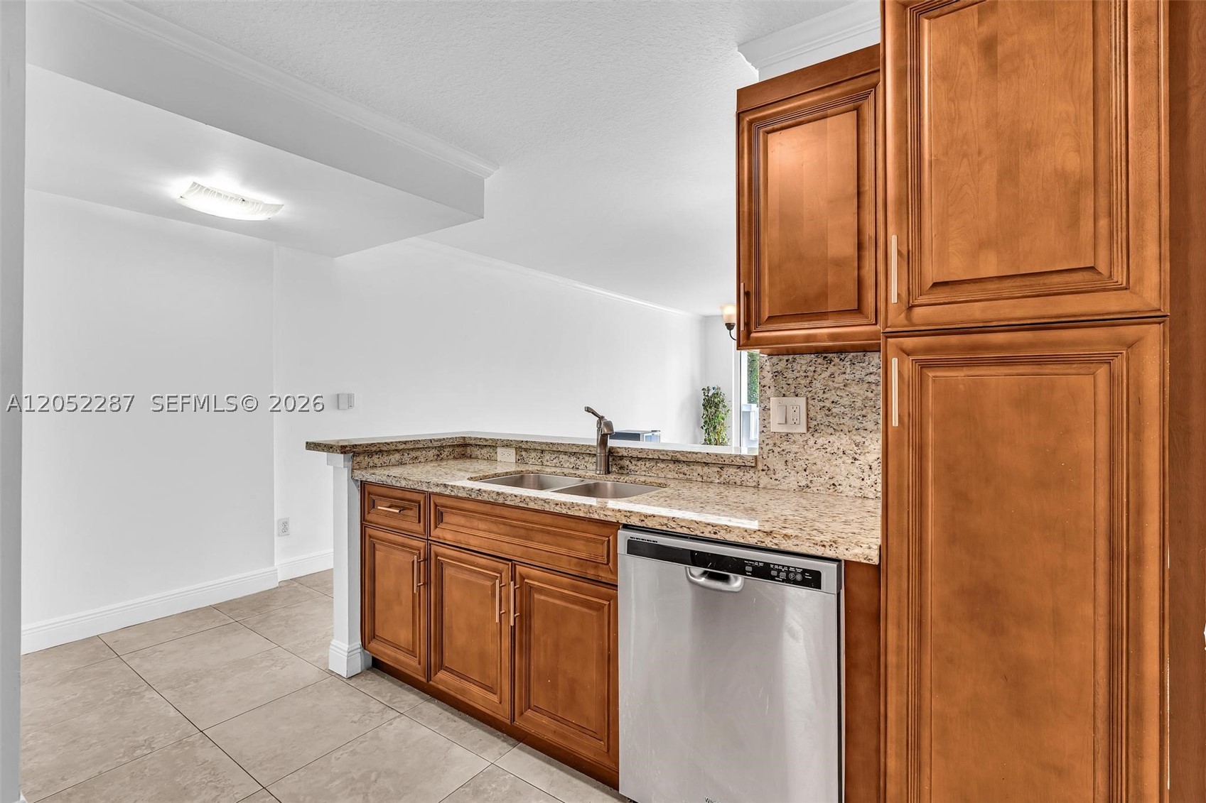 DA VINCI ON DOUGLAS CONDO - Residential