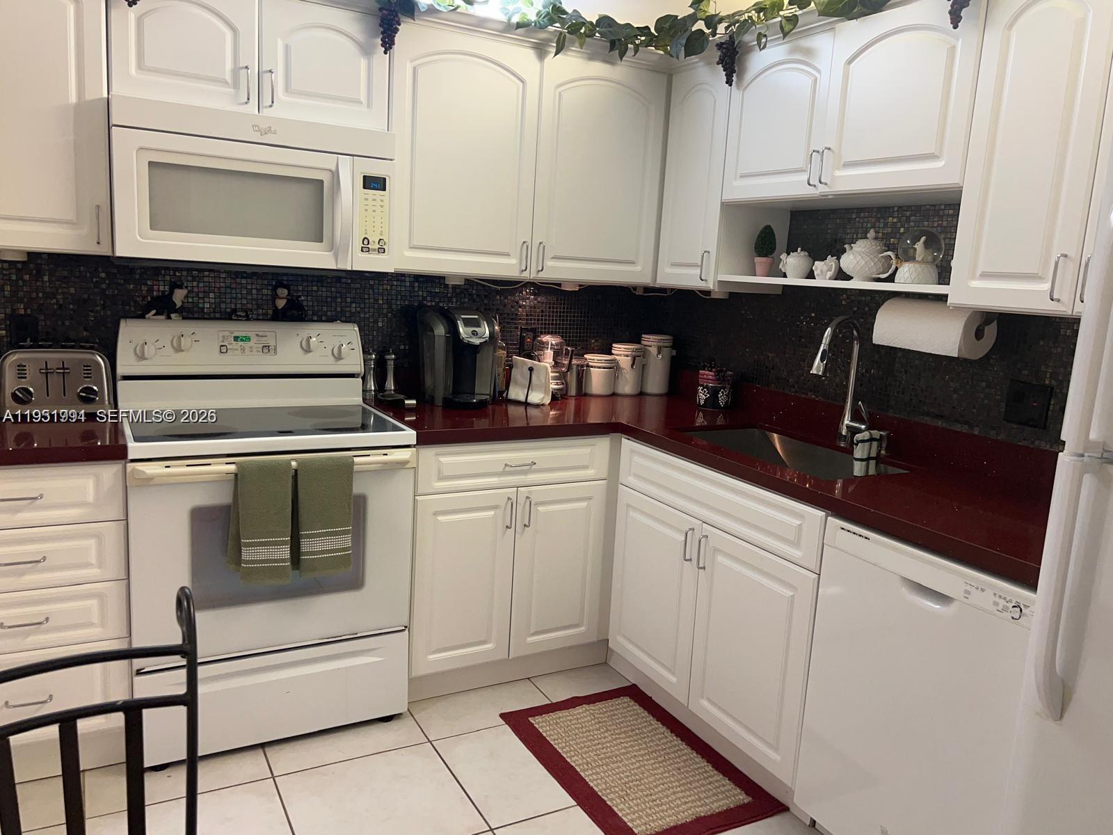 NO 99 PALM-AIRE COUNTRY C - Residential