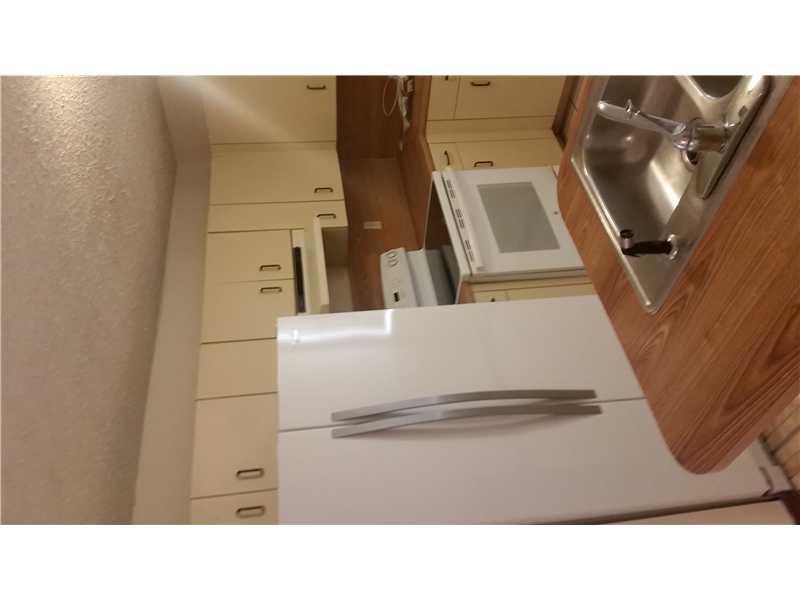 CHANTARELLE AT THE HAMMOC - Residential Lease