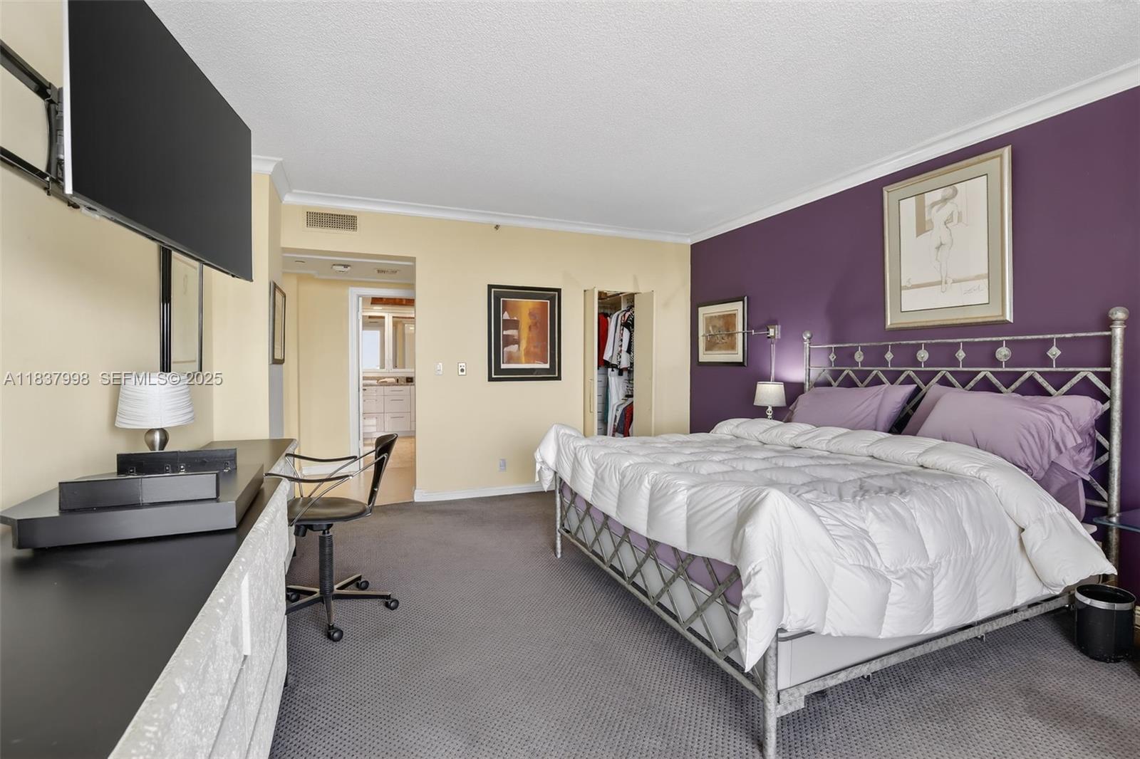 HAMPTONS WEST CONDO - Residential