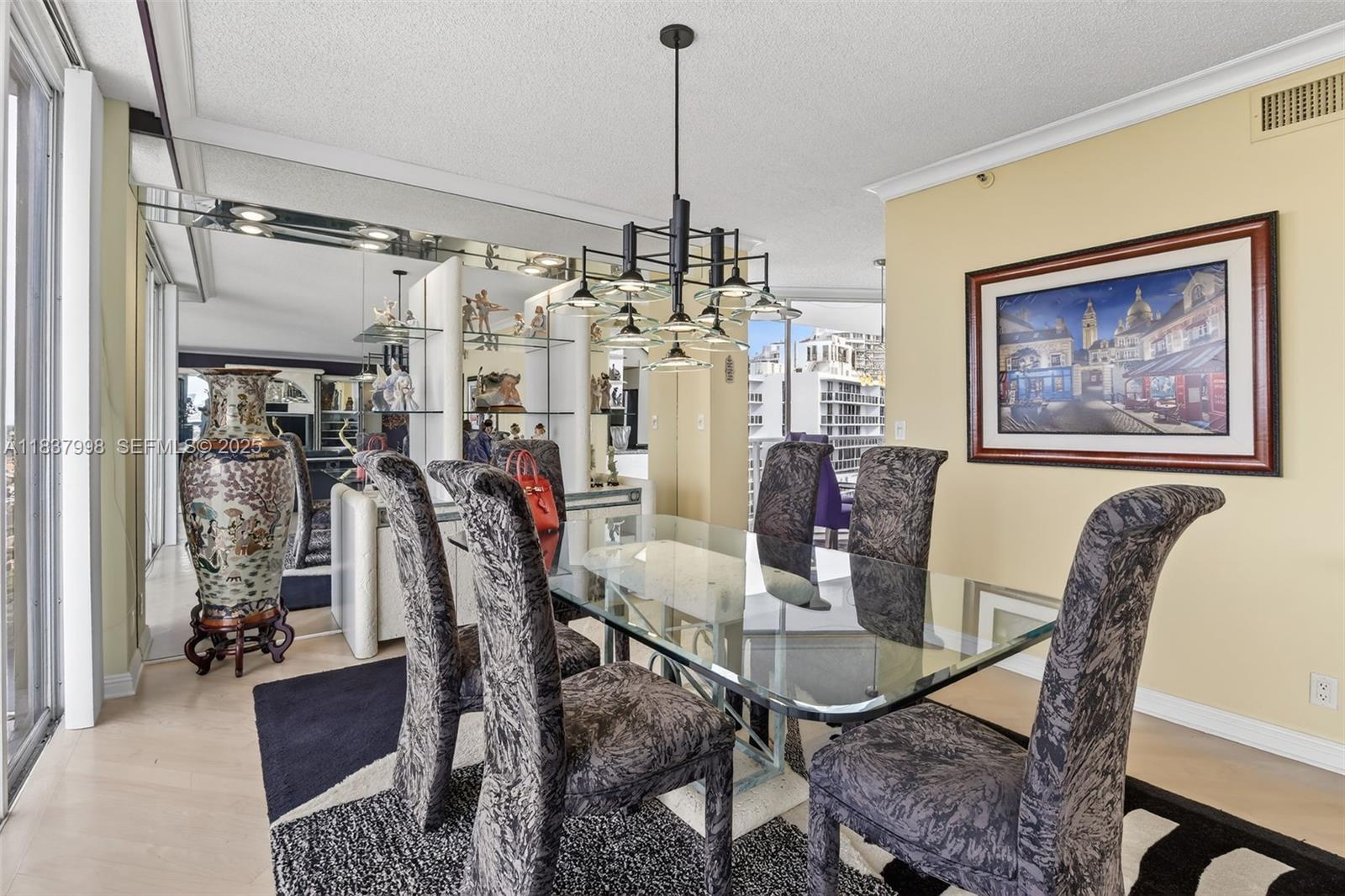 HAMPTONS WEST CONDO - Residential