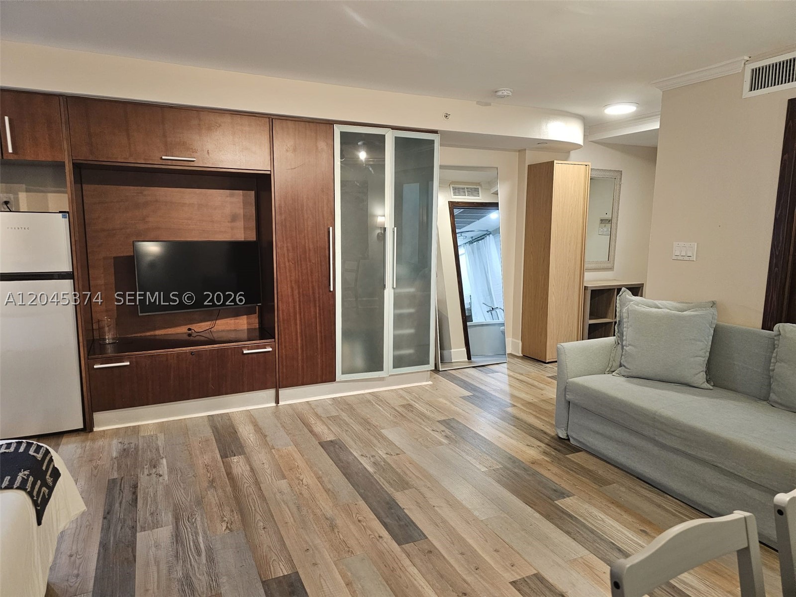 THE STRAND ON OCEAN DRIVE - Residential