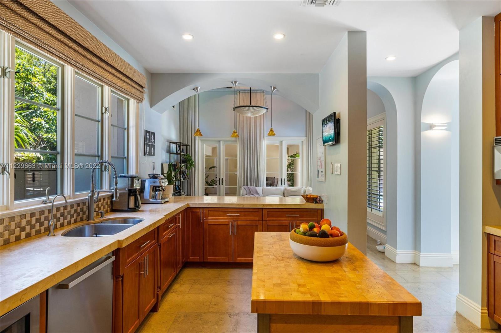 CORAL GABLE COUNTRY CLUB - Residential
