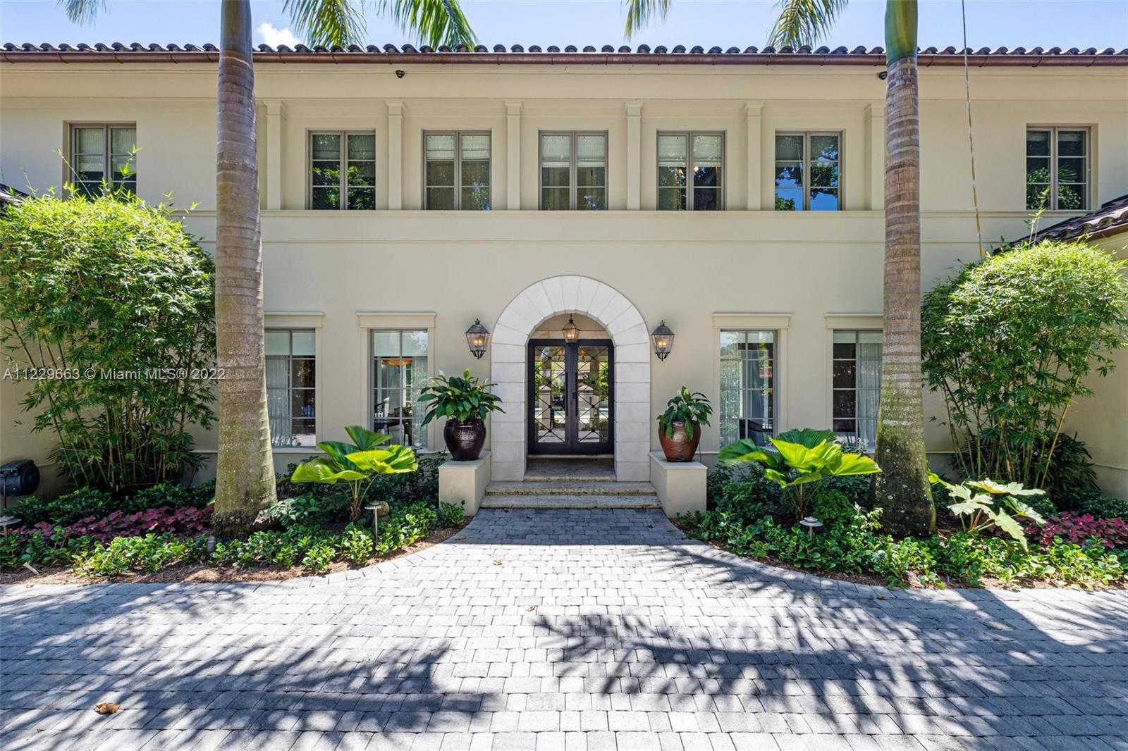 CORAL GABLE COUNTRY CLUB - Residential