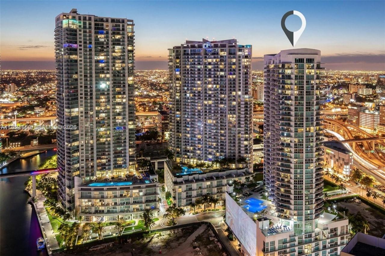 WIND CONDO - Residential