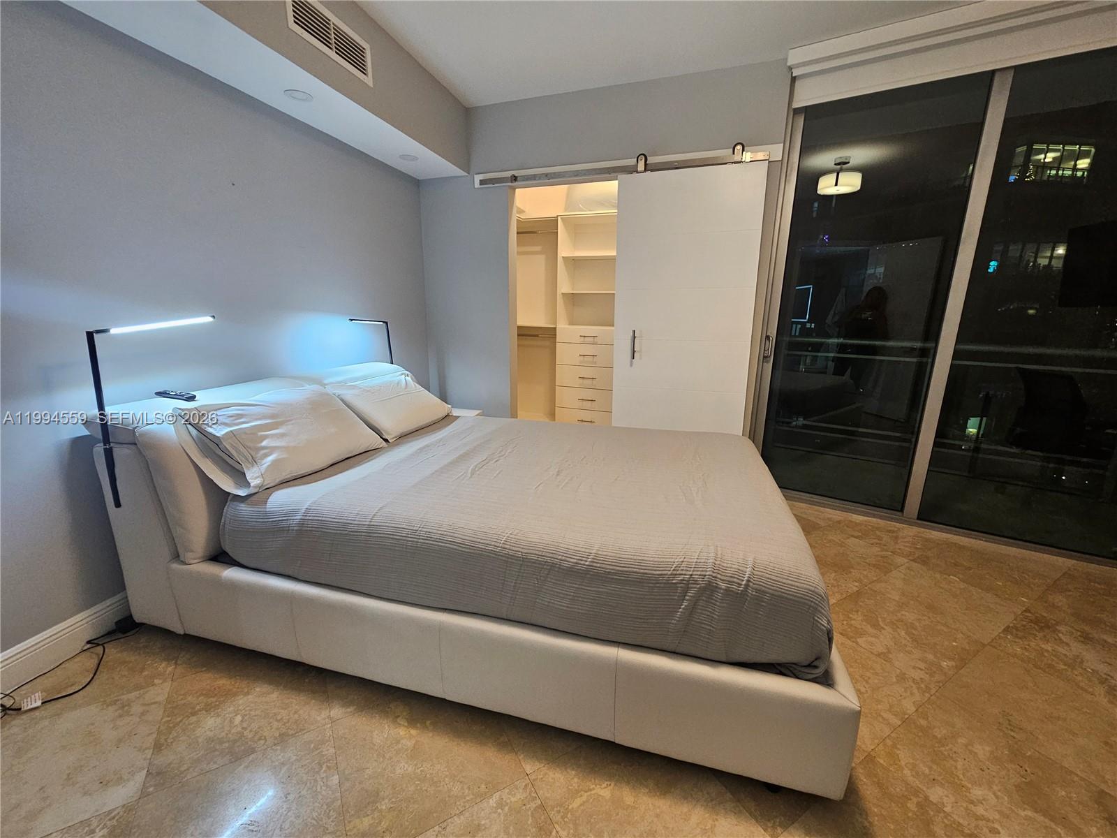 WIND CONDO - Residential