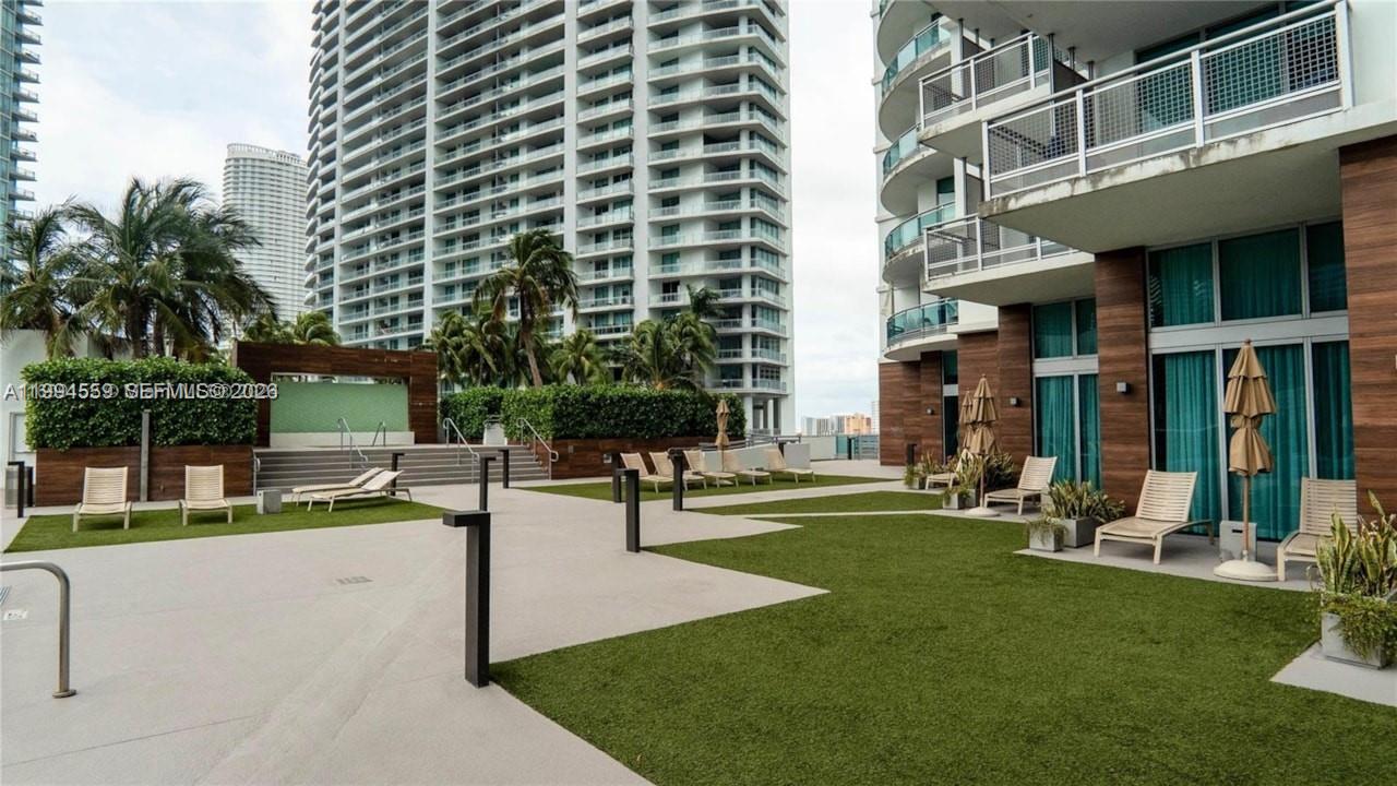 WIND CONDO - Residential