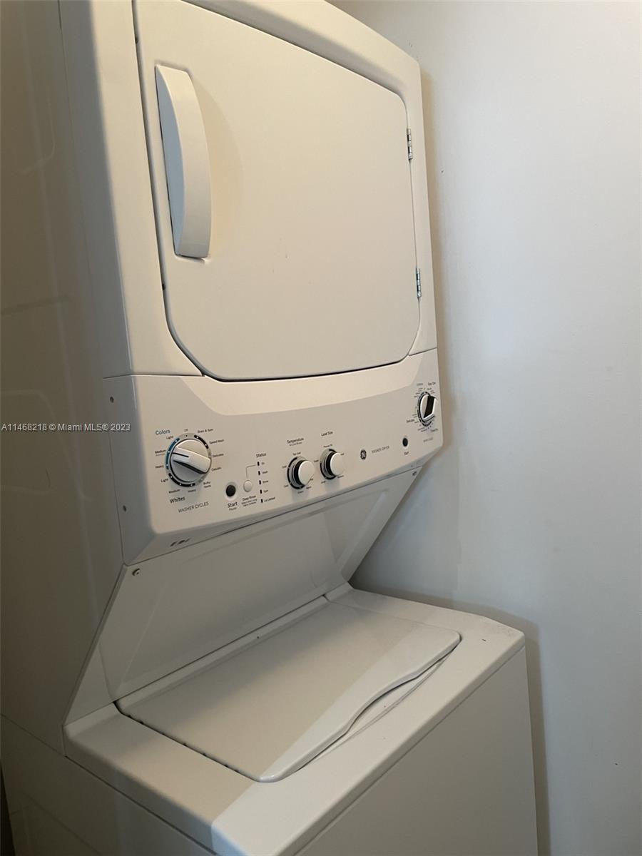 VIZCAYNE SOUTH CONDO - Residential Lease