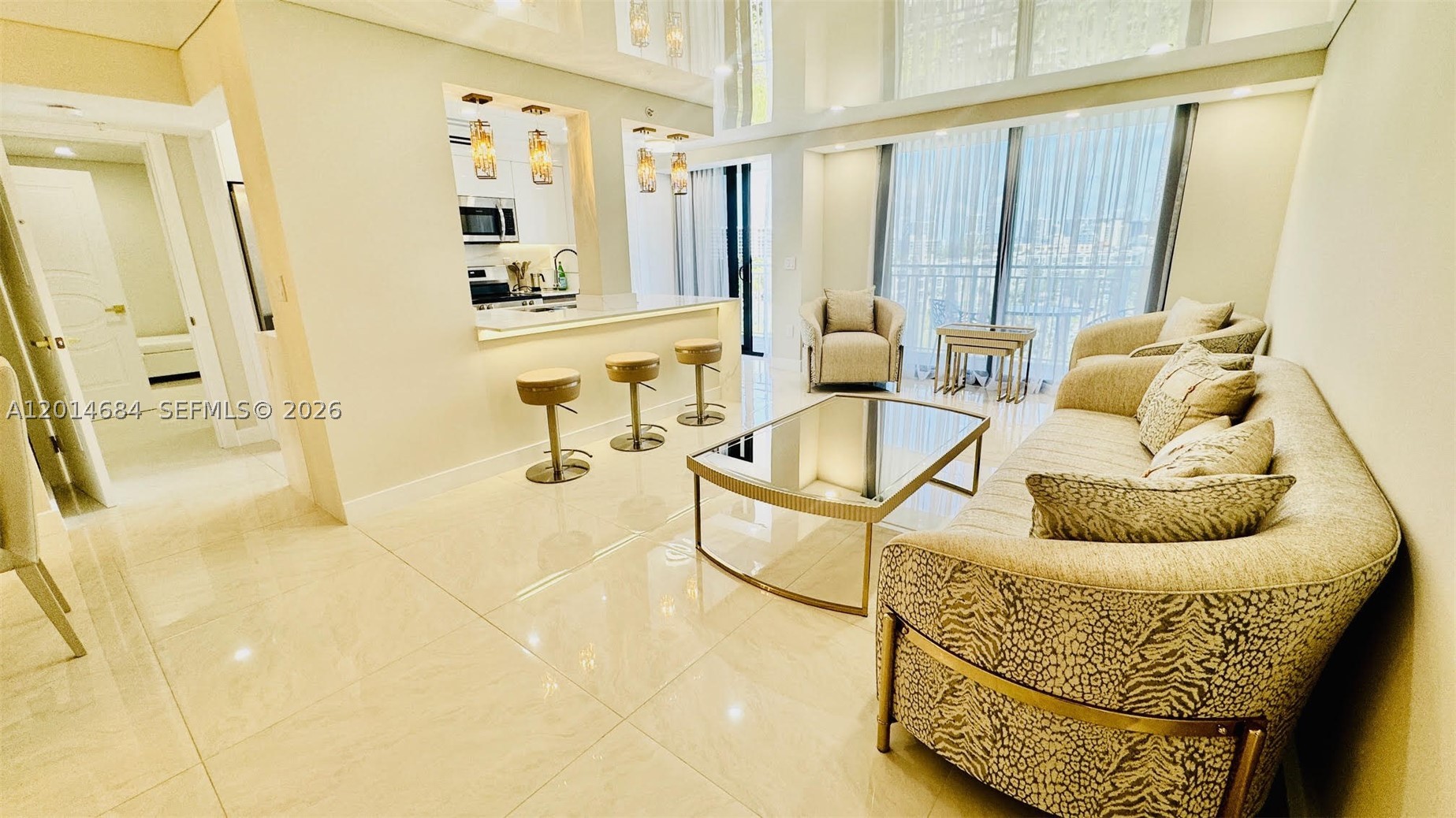 WINSTON TOWERS 600 CONDO - Residential