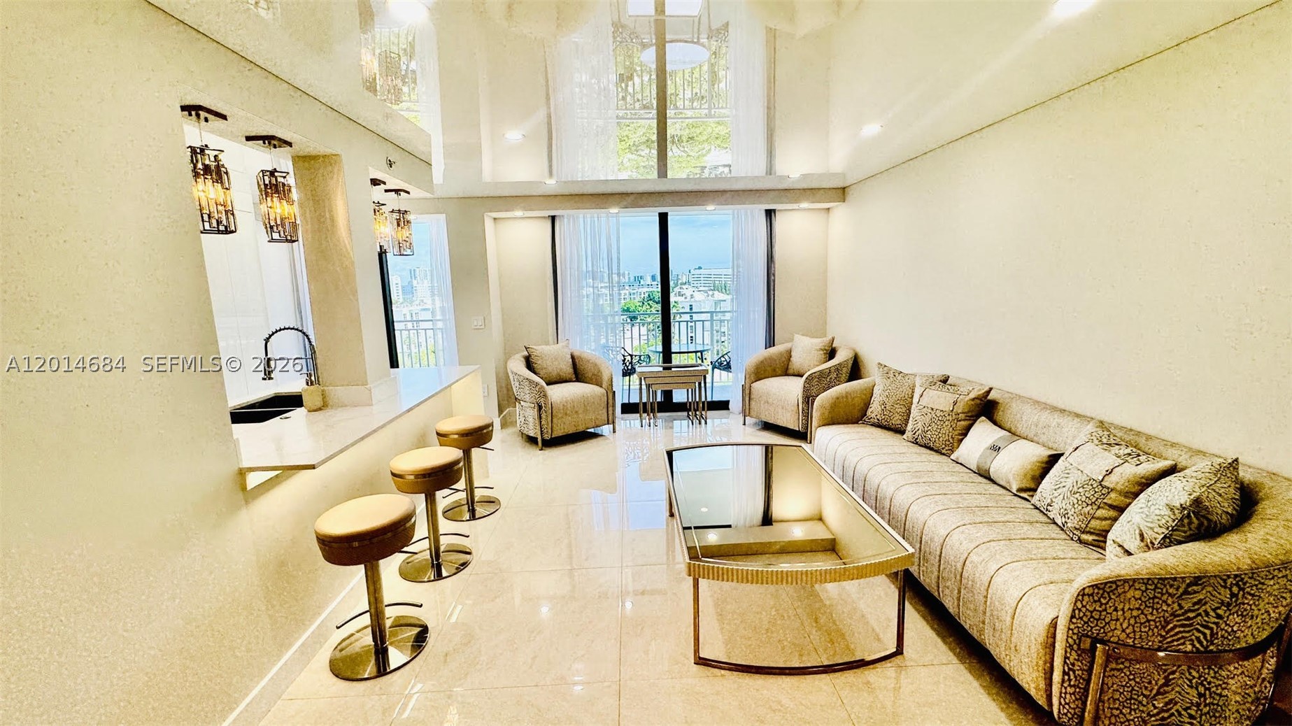 WINSTON TOWERS 600 CONDO - Residential