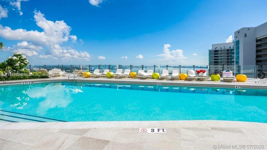 PARAISO BAYWIES - Residential Lease