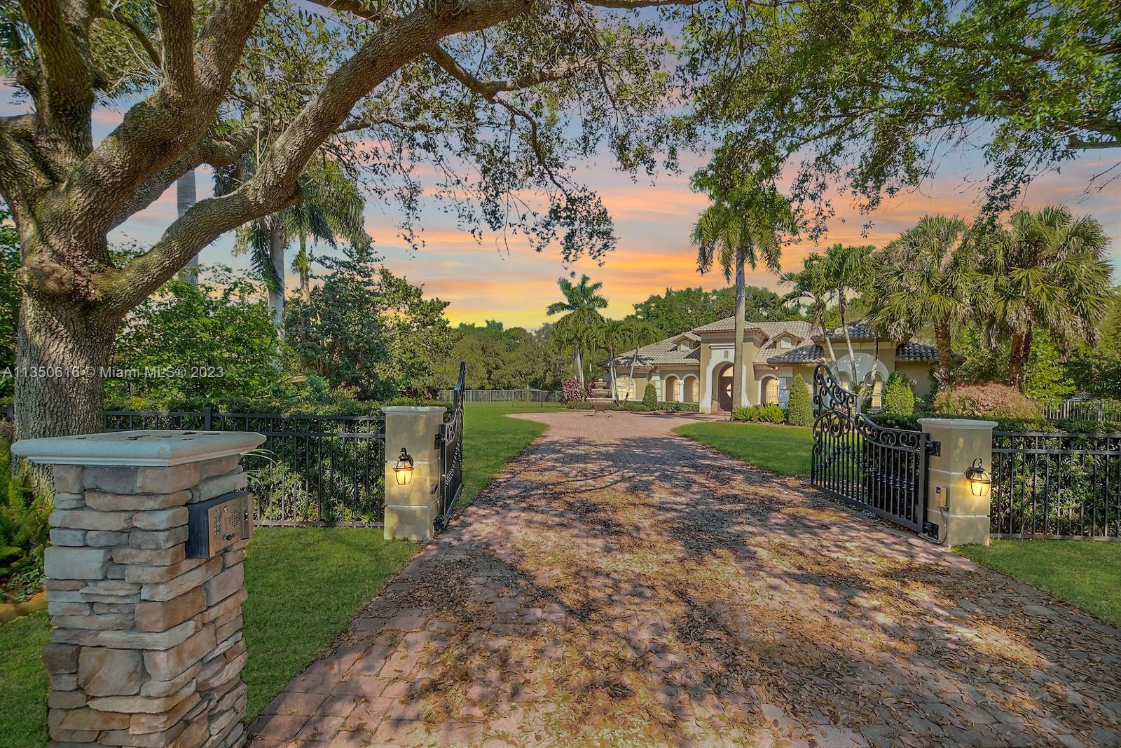 GROVE CREEK RANCHES - Residential