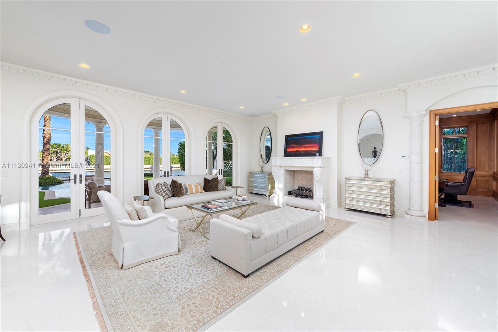 EVERGLADES ISLAND - Residential