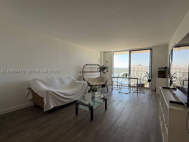 SAILBOAT CAY CONDO - Residential