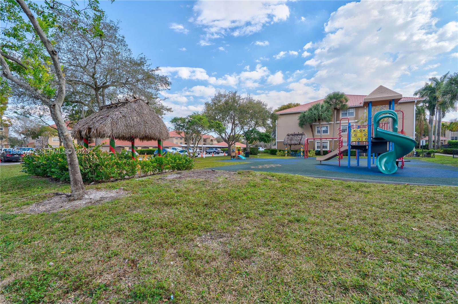 MARQUESA CONDO SUB - Residential