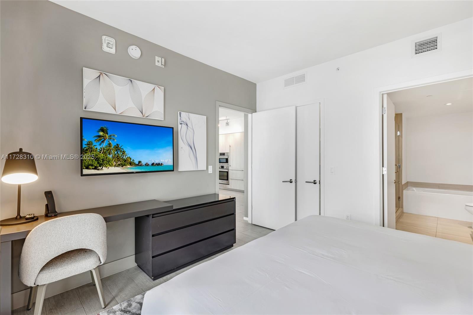 4010 SOUTH OCEAN CONDO - Residential