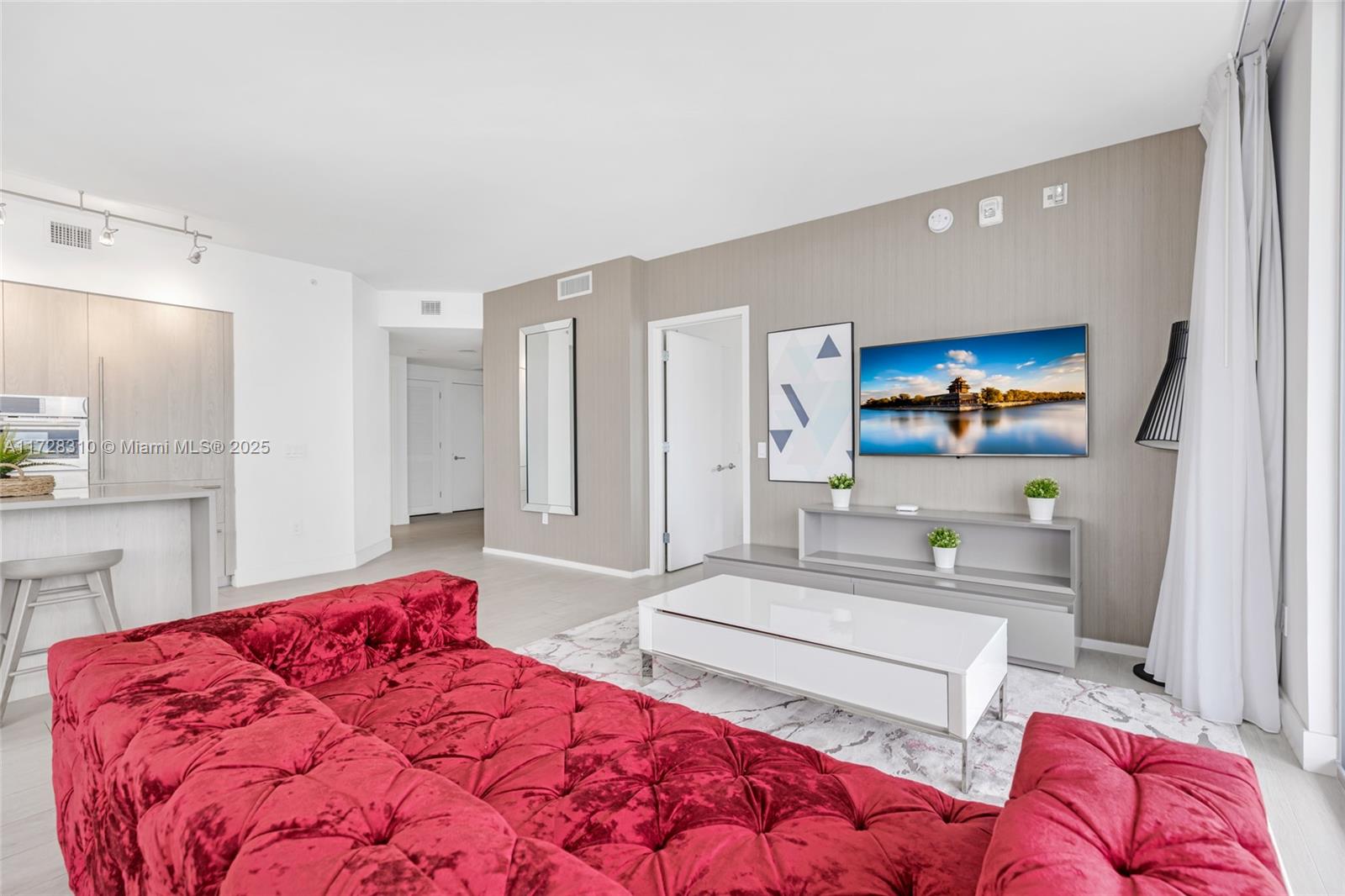 4010 SOUTH OCEAN CONDO - Residential