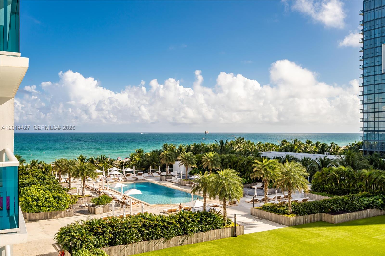 RONEY PALACE CONDO - Residential