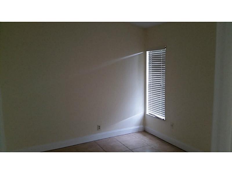 CORAL SPRINGS II - Residential
