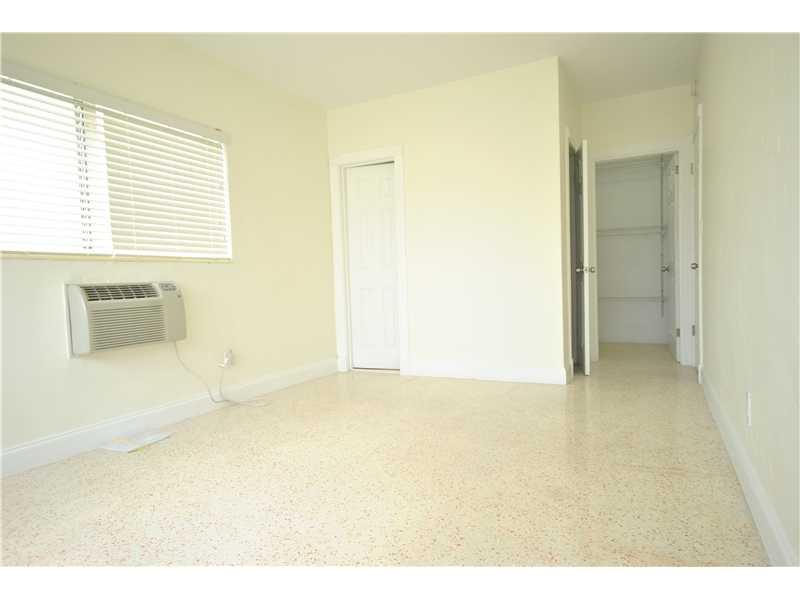BISCAYNE BEACH SUB - Residential Lease