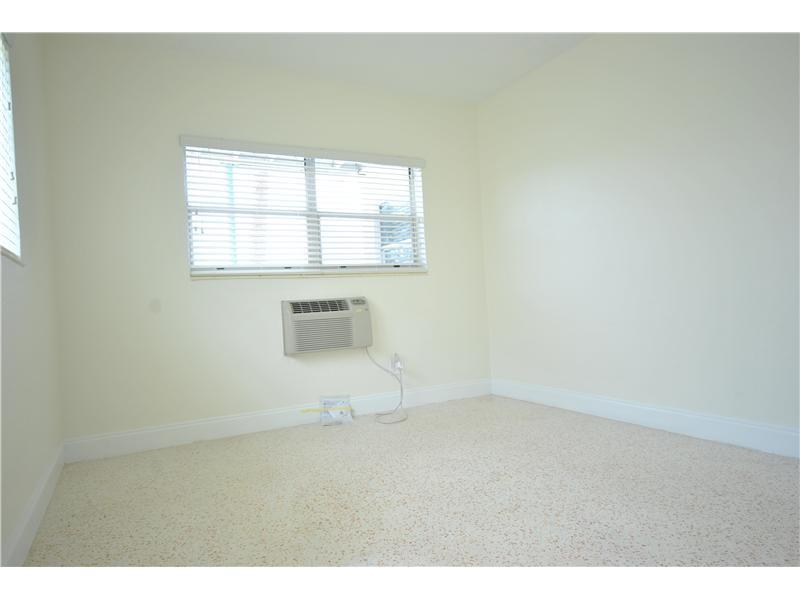 BISCAYNE BEACH SUB - Residential Lease