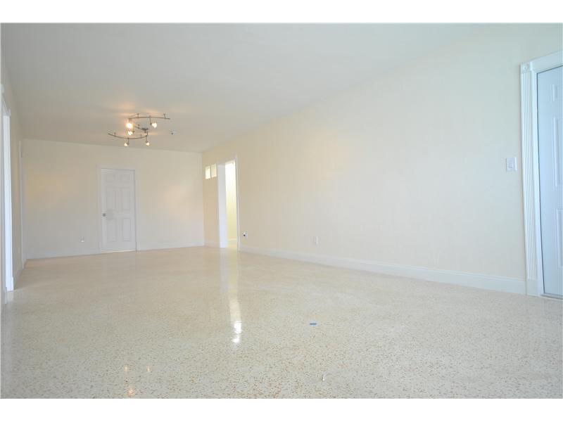 BISCAYNE BEACH SUB - Residential Lease